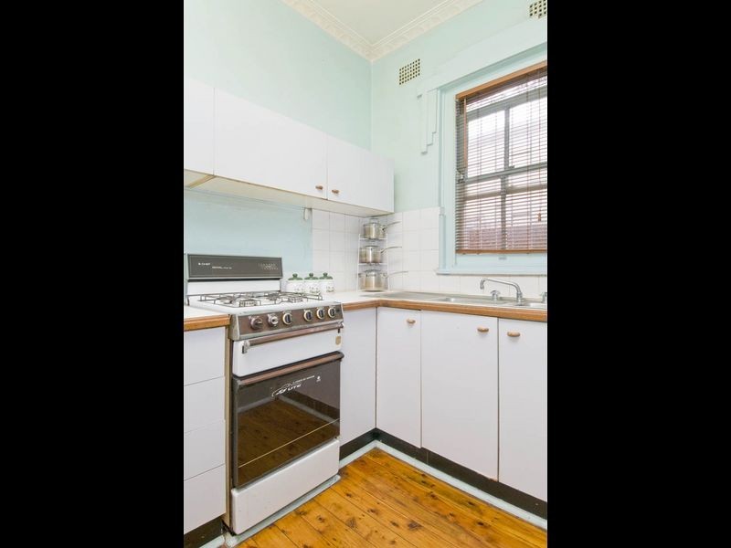 6/4 Park Road, Burwood NSW 2134