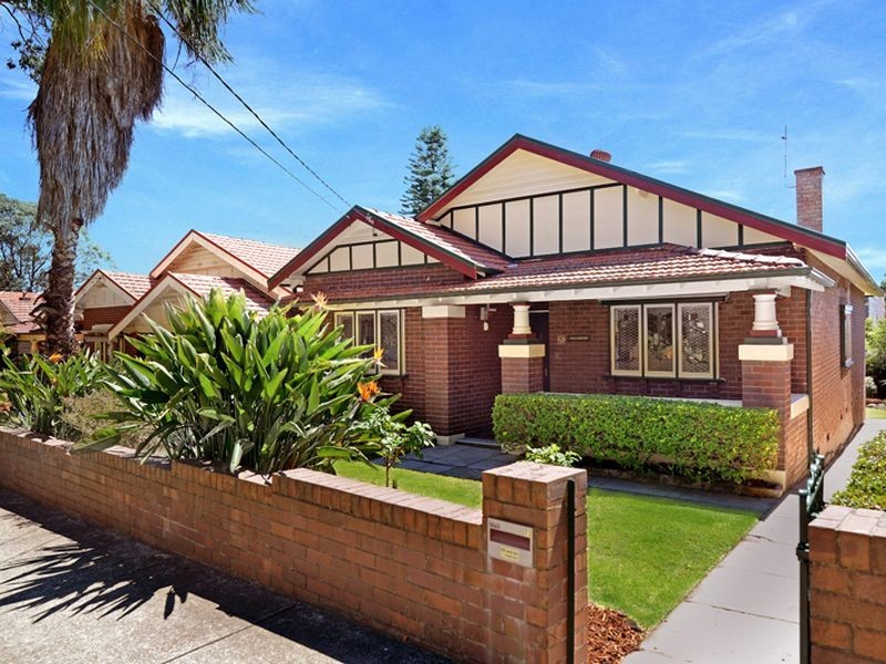 13 Wychbury Avenue, Croydon NSW 2132