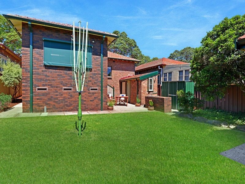 13 Wychbury Avenue, Croydon NSW 2132