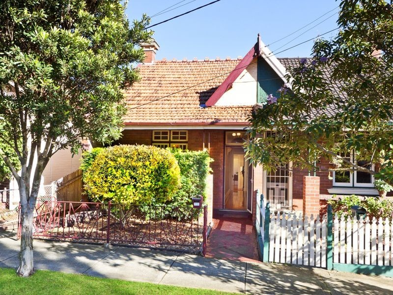 19a Cromwell Street, Croydon NSW 2132