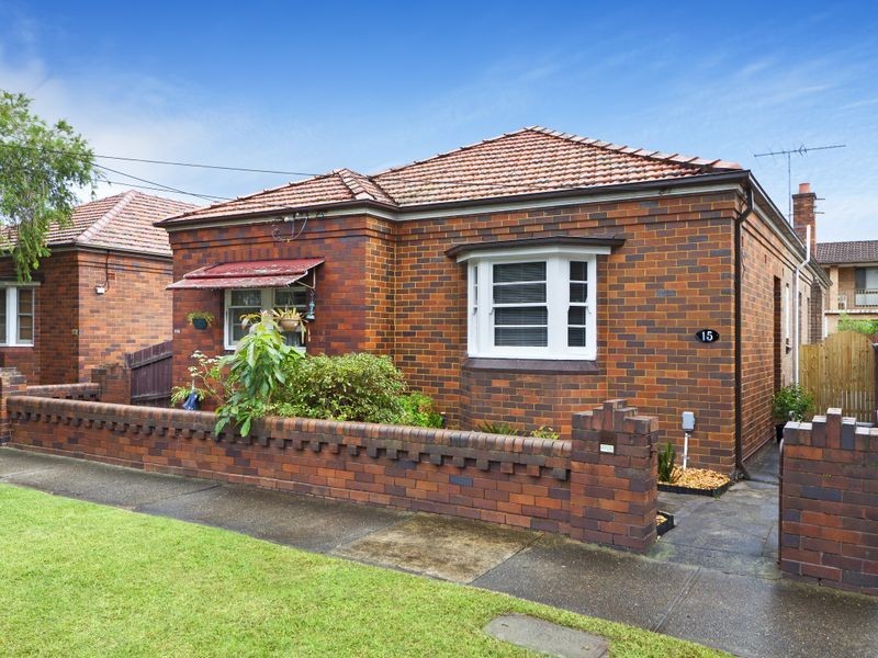 15 Milton Street North, Croydon NSW 2132