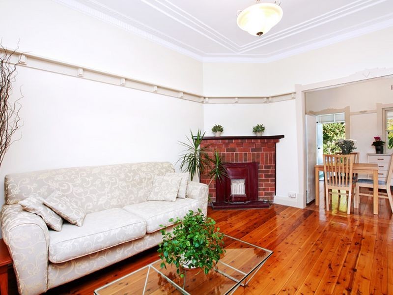 3 Allison Parade, Croydon NSW 2132