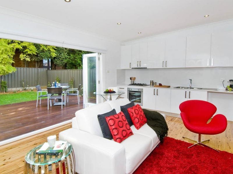 2/33c Angelo Street, Burwood NSW 2134