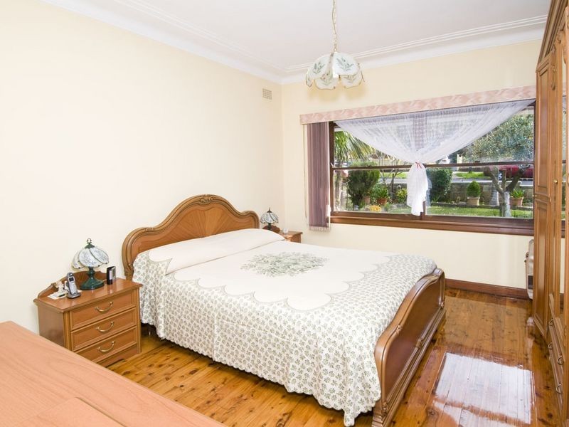 22 Acton Street, Croydon NSW 2132