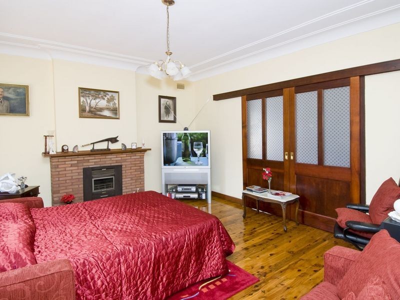 22 Acton Street, Croydon NSW 2132