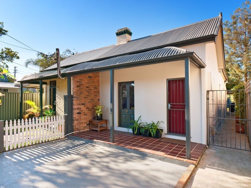 4 West Street, Croydon NSW 2132