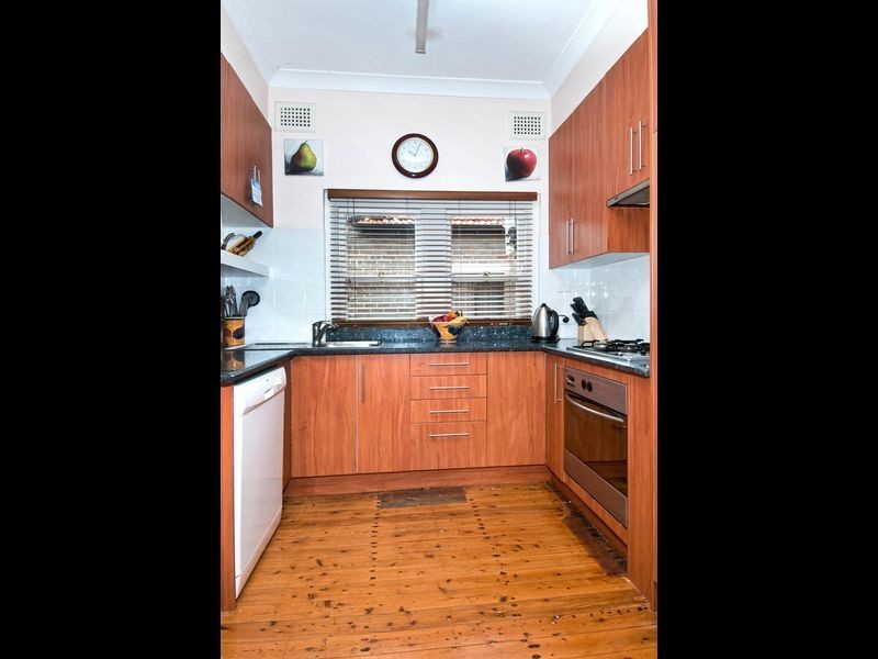 11a Yandarlo Street, Croydon Park NSW 2133