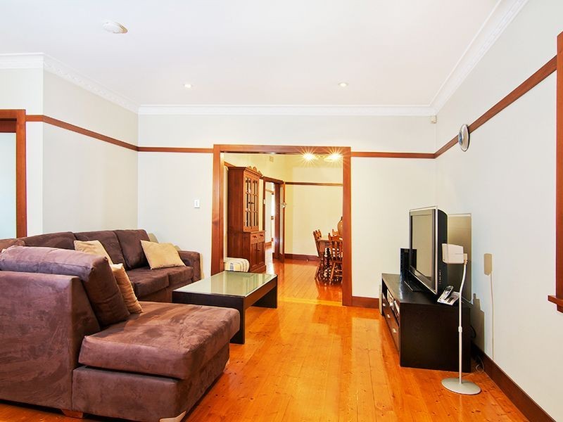 36 Blenheim Street, Croydon Park NSW 2133