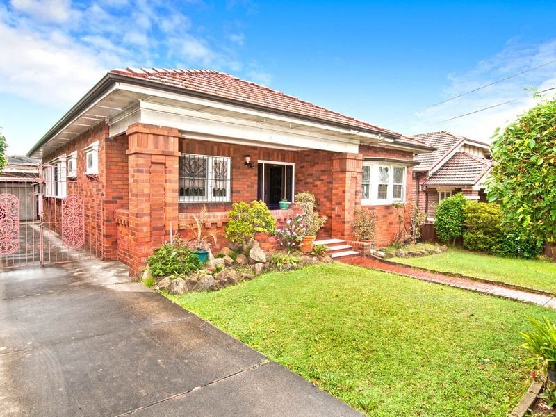 6 Nicholson Street, Burwood NSW 2134