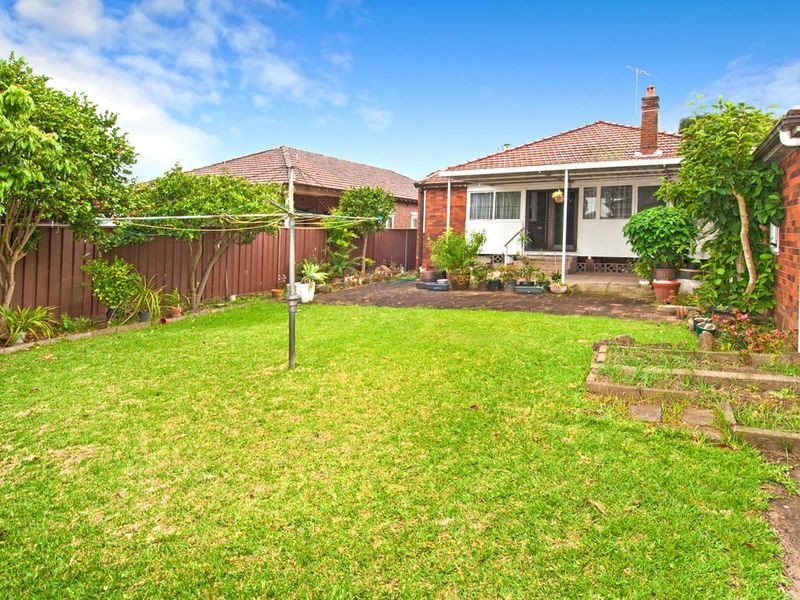 6 Nicholson Street, Burwood NSW 2134