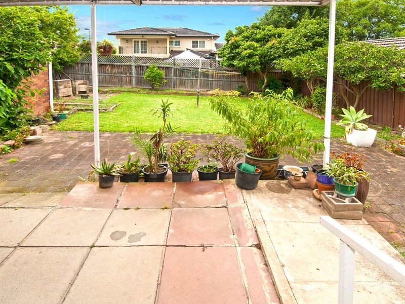 6 Nicholson Street, Burwood NSW 2134
