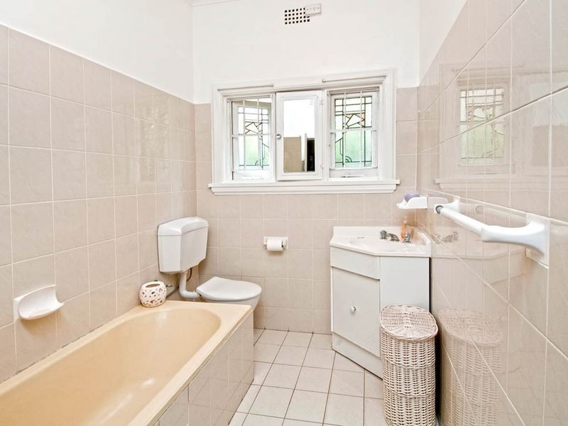 16 Wallace Street, Burwood NSW 2134