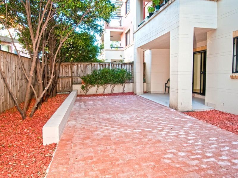 6/30 Gordon Street, Burwood NSW 2134