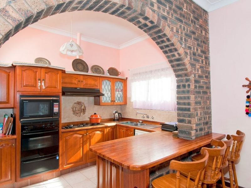 7 Service Avenue, Ashfield NSW 2131