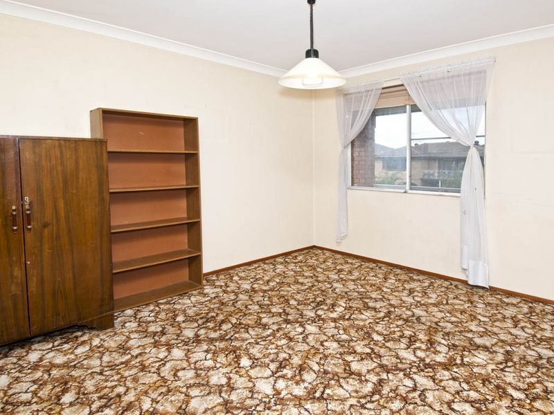 18 Islington Crescent, Greenacre NSW 2190