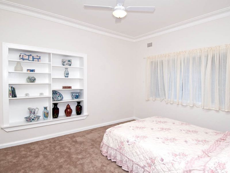 10 Sym Avenue, Burwood NSW 2134