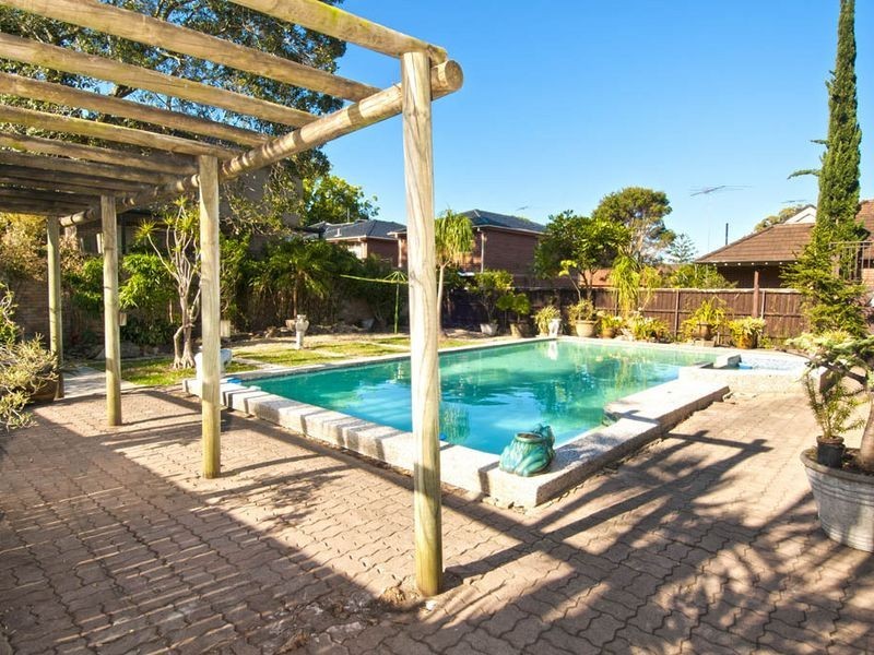 25 Wyatt Avenue, Burwood NSW 2134