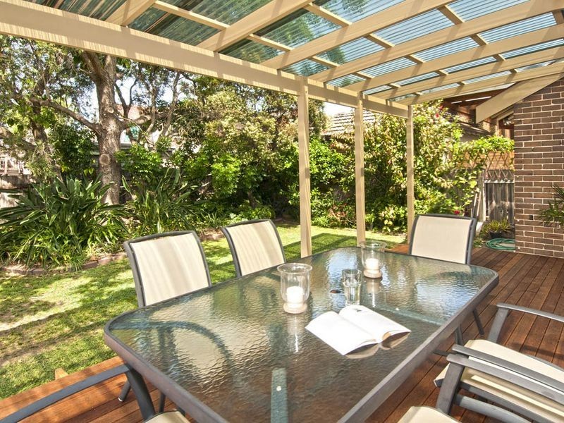 8 Sym Avenue, Burwood NSW 2134