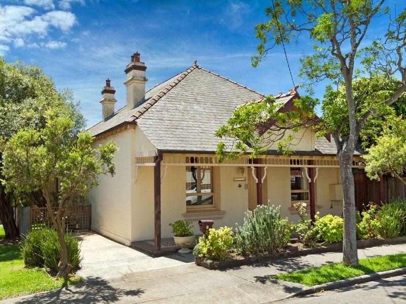 1 Gibbs Street, Croydon NSW 2132