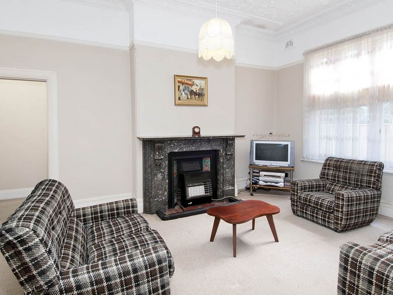 8 Clifton Avenue, Burwood NSW 2134