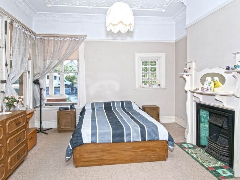 8 Clifton Avenue, Burwood NSW 2134