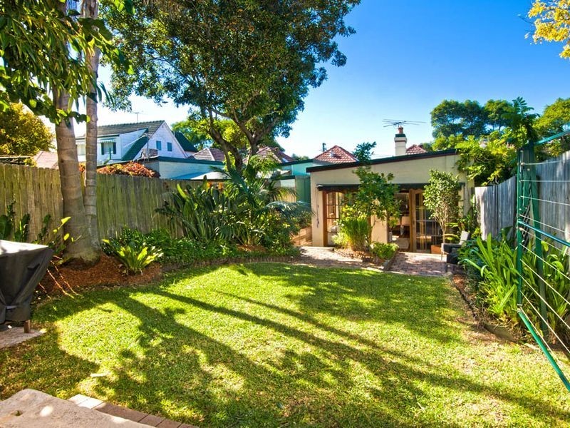 37 Wallace Street, Burwood NSW 2134