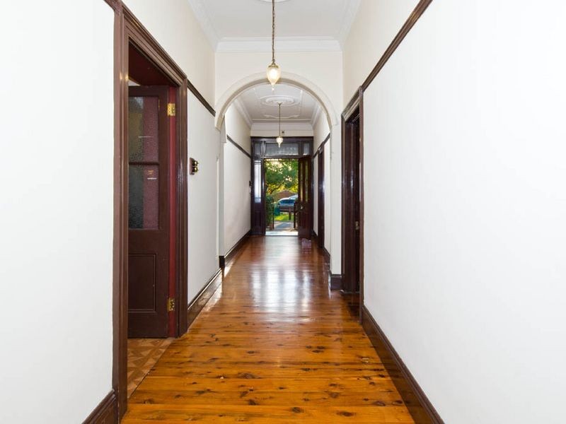 28 Froggatt Crescent, Croydon NSW 2132