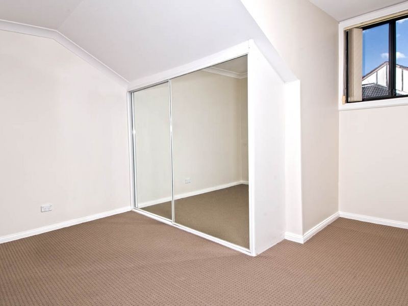 18/30 Gordon Street, Burwood NSW 2134