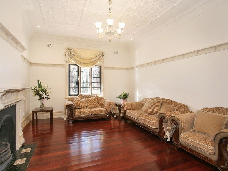 25 Nicholson Street, Burwood NSW 2134