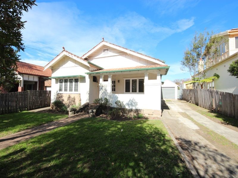 10 Wellbank Street, Concord NSW 2137