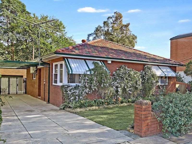 7 Sym Avenue, Burwood NSW 2134