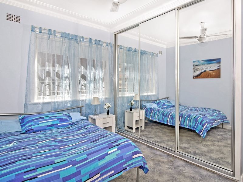 7 Sym Avenue, Burwood NSW 2134