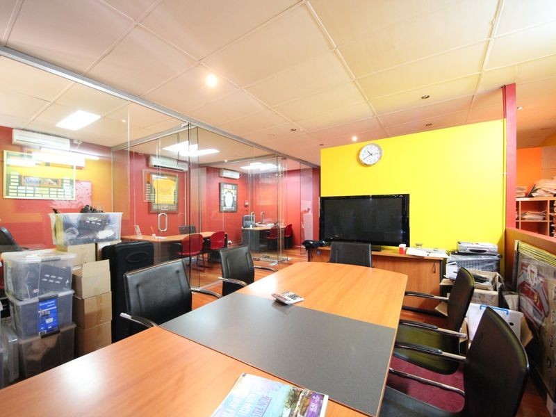 2/137 Burwood Road, Burwood NSW 2134