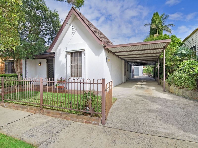 7 Carshalton Street, Croydon NSW 2132