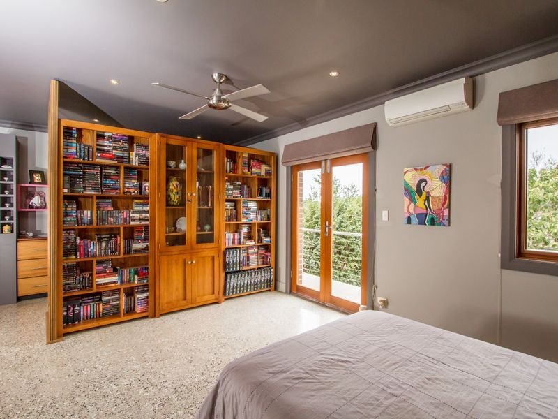 18 Monash Parade, Croydon NSW 2132