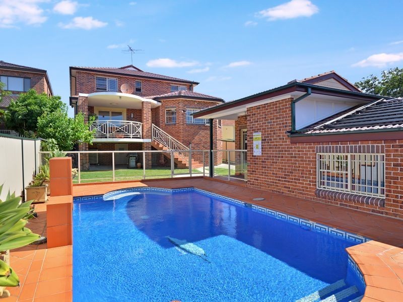 26 Russell Street, Russell Lea NSW 2046