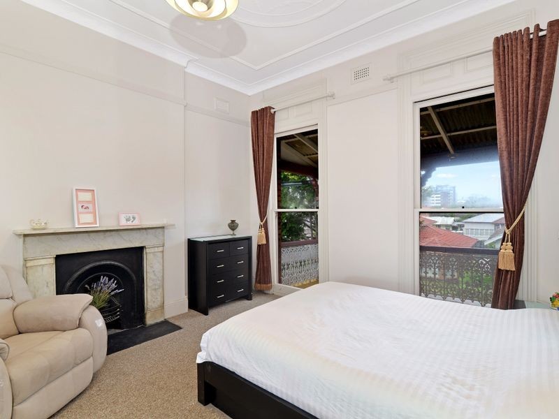 1 Gladstone Street, Burwood NSW 2134