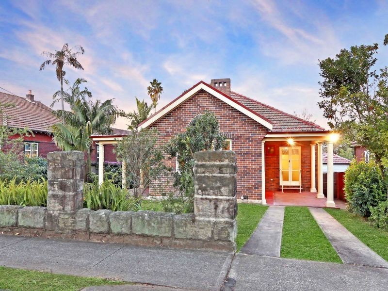 14 Wallace Street, Burwood NSW 2134