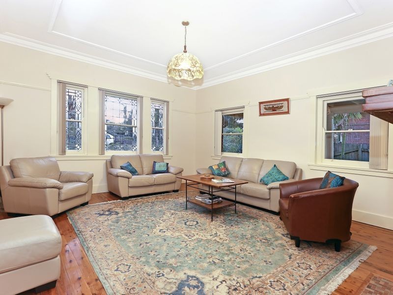 14 Wallace Street, Burwood NSW 2134