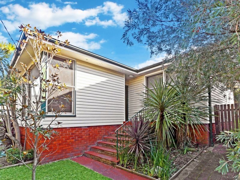 33 Waratah Street, Croydon Park NSW 2133