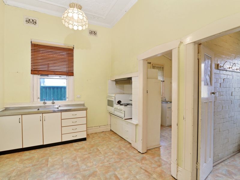 2 Boronia Avenue, Burwood NSW 2134