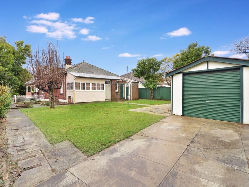 2 Boronia Avenue, Burwood NSW 2134