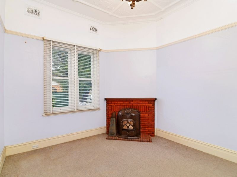 2 Boronia Avenue, Burwood NSW 2134