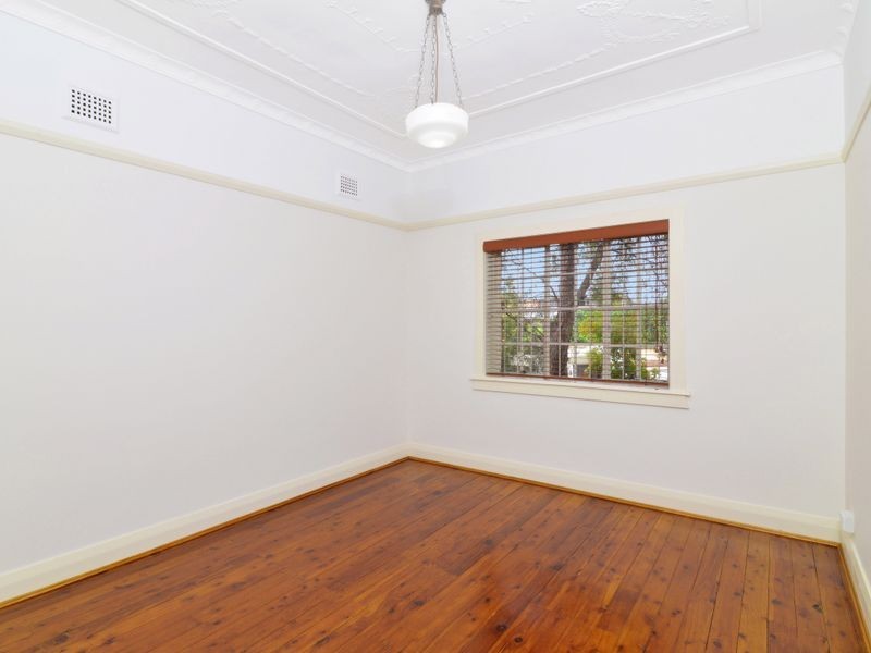 2/2 Croydon Avenue, Croydon NSW 2132