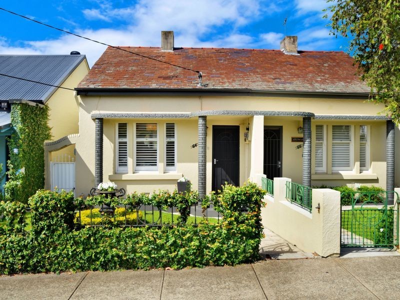 64 Fitzroy Street, Burwood NSW 2134