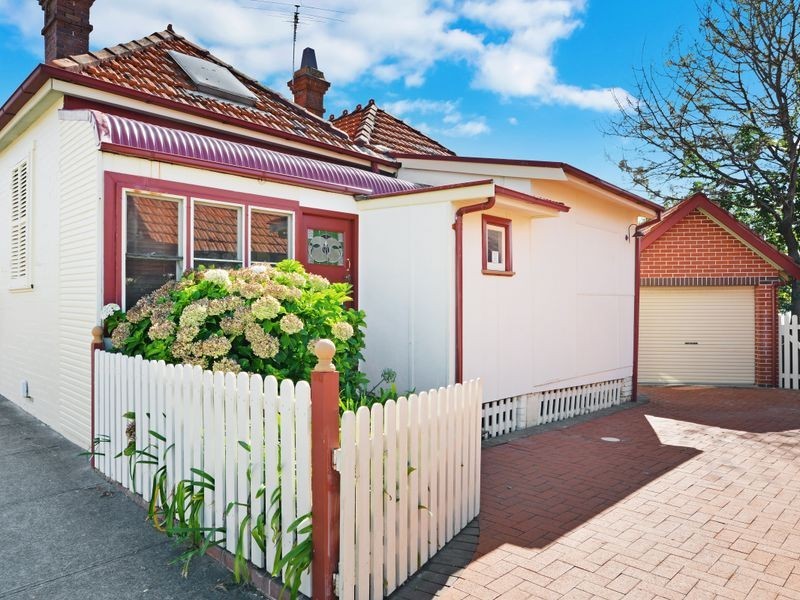 10 Arthur Street, Croydon NSW 2132