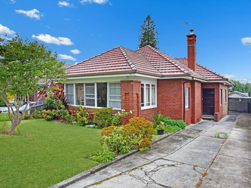 84 Fitzroy Street, Burwood NSW 2134