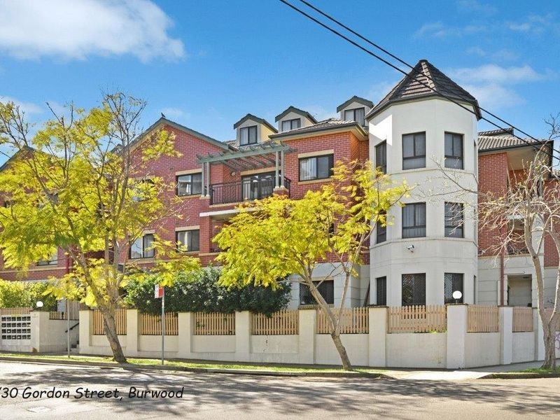 2/30 Gordon Street, Burwood NSW 2134