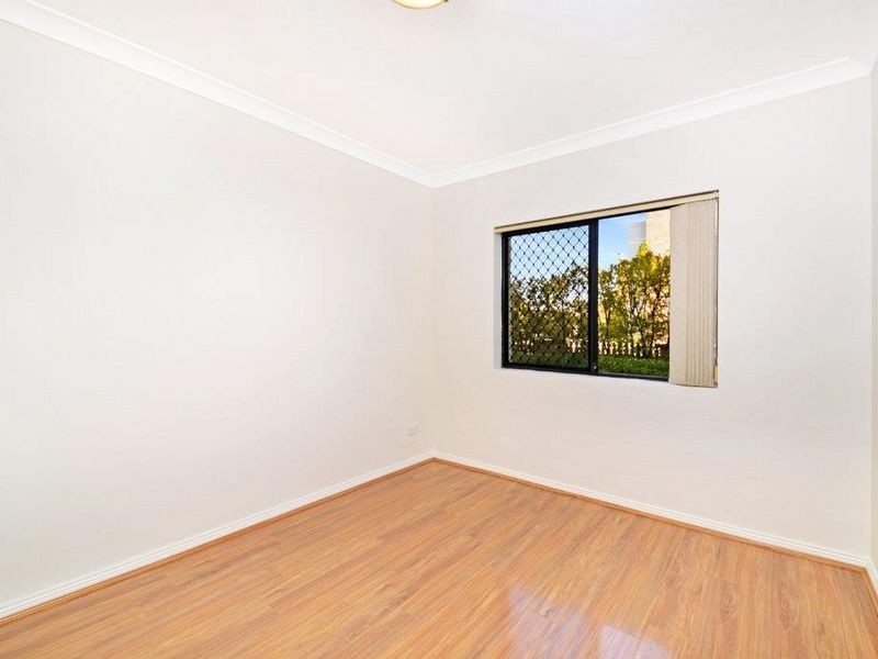 2/30 Gordon Street, Burwood NSW 2134