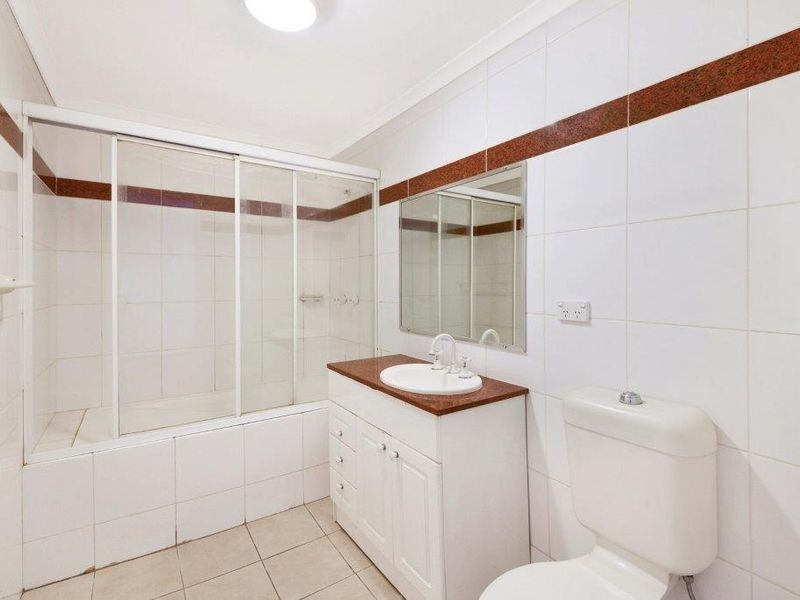 2/30 Gordon Street, Burwood NSW 2134